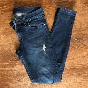 Edyson skinny jeans dark wash in size 26.